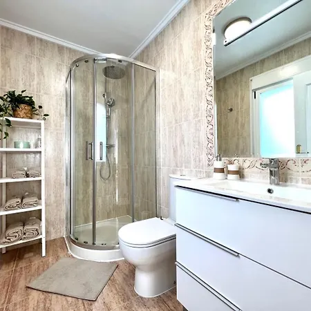 Sunny House Emika In